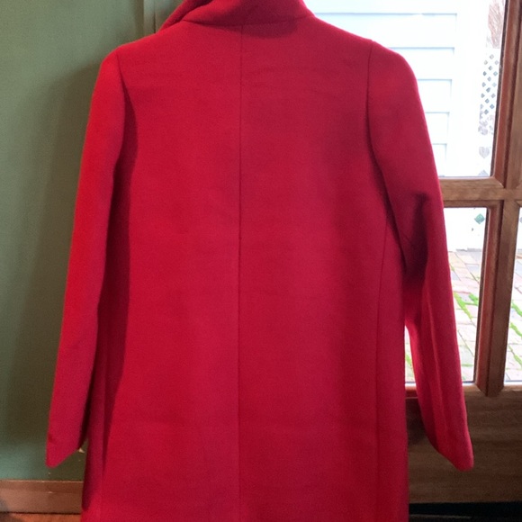 Beautiful red city coat - Picture 3 of 3